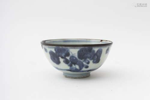 Hue porcelain bowl China/Vietnam, 18th/19th centur...