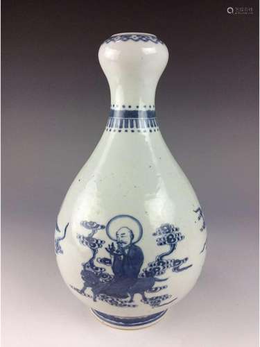 Chinese blue and white porcelain vase