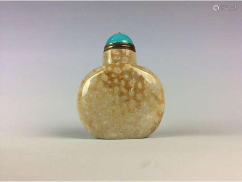 Chinese Glass snuffle bottle