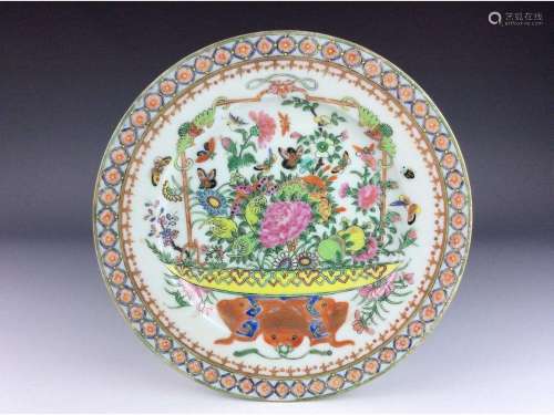 Rare Vintage Chinese porcelain plate, famille rose glaze