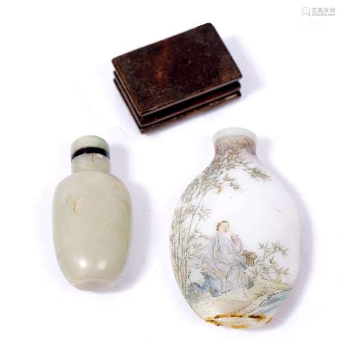 White jade miniature snuff bottle Chinese, 19th Century 5.5cm and a Peking snuff bottle, Republic
