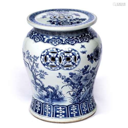 Blue and white porcelain baluster vase shaped garden seat Chinese, 19th Century the body decorated