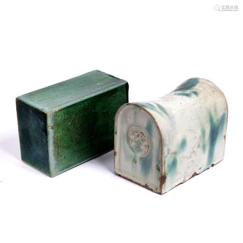 Two opium porcelain den pillows Chinese, 20th century one of rectangle form of green ground, the