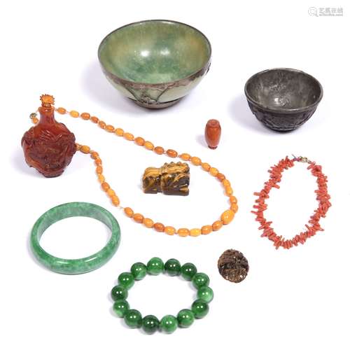 Group of jewellery and other pieces Chinese including jadeite bowl,wood bowl,two green bangles,amber