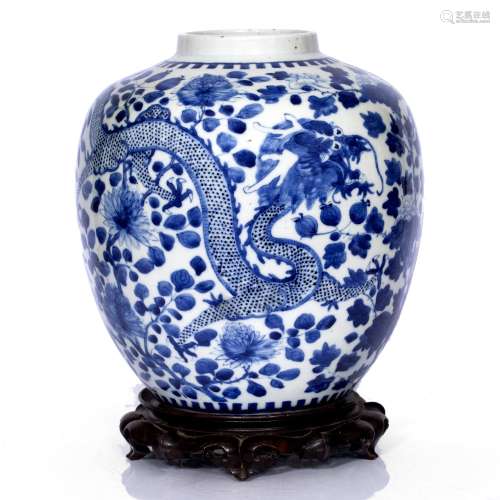 Large blue and white ginger jar Chinese, 19th Century having dragon and foliage around the body of