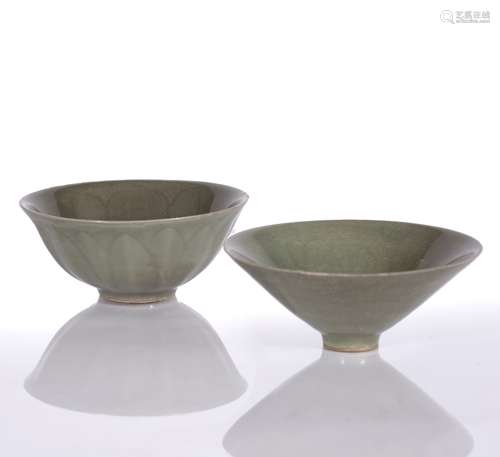 Olive green celadon conical bowl Chinese, Longquan, Northern Song the exterior moulded with a