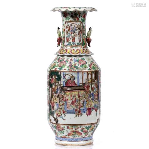 Canton Vase Chinese, 19th century decorated depicting a court scene to the body, with a fluted