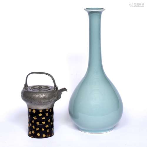 Lacquered wood and pewter kettle Japanese Edo period and a contemporary Japanese pale blue vase (2)