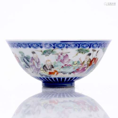 Small polychrome bowl Chinese, 19th century painted with a scene of musicians, seal script mark to