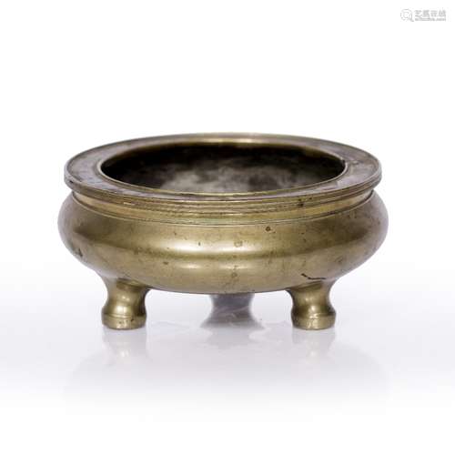 Bronze censer Chinese, 17th/18th century Xuande mark, of simple form, with a banded border supported