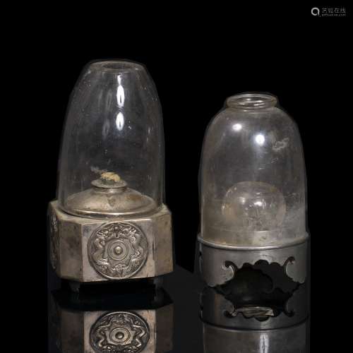 Two opium lamps Chinese 19th century metal base, cut crystal oil holder. Height 13.5 cm, the
