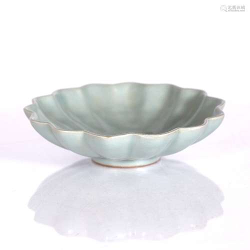 Pale celadon glazed saucer shaped fluted dish Chinese, Longquan, Southern Song 4cm x 15.5cm