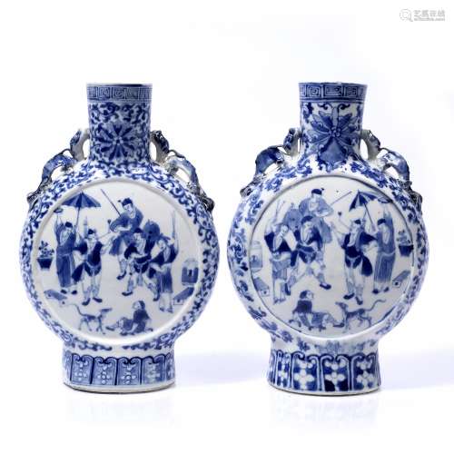 Pair of porcelain moon flasks Chinese, 19th Century depicting various figures in a stand off with