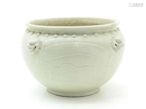 Fine Chinese white glaze, Ding style, porcelain jar, decoration of a pair of lion haed.