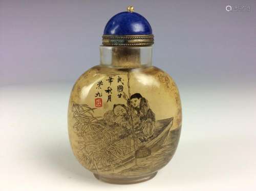 Chinese Glass snuffle bottle
