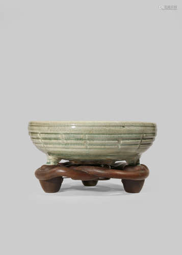 A CHINESE LONGQUAN CELADON INCENSE BURNER