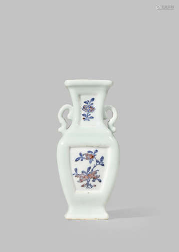 A SMALL CHINESE UNDERGLAZE BLUE AND RED CELADON-GROUND VASE