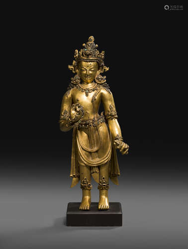 A TIBETAN GILT-BRONZE DENSATIL-STYLE SCULPTURE OF A BODHISATTVA