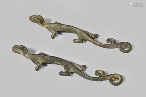 A PAIR OF CHINESE BRONZE DRAGON SCROLL WEIGHTS