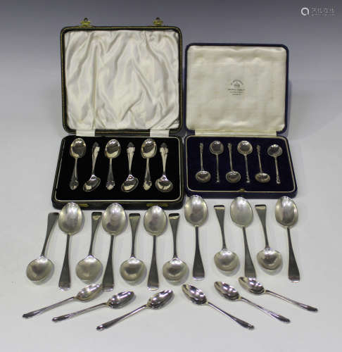 A set of twelve late Victorian silver Old English pattern teaspoons, London 1895 by William Gibson &