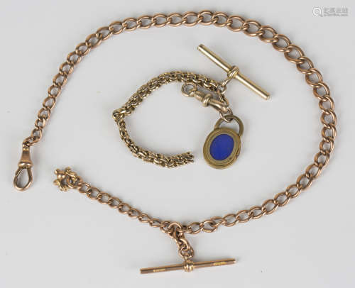 A 9ct gold graduated curblink watch Albert chain, fitted with a 9ct gold T-bar and a 9ct gold