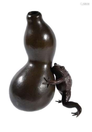 Yamaguchi Shoun: A Bronze Vase in the form of a large