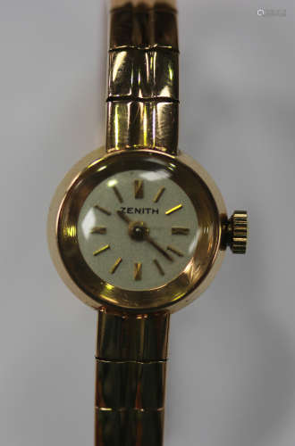A Zenith gold circular cased lady's bracelet wristwatch with a signed movement, numbered '