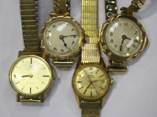 A 9ct gold circular cased lady's wristwatch, the jewelled movement detailed 'James Walker