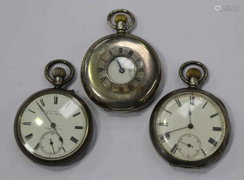 A silver half-hunting cased keyless wind gentleman's pocket watch, Birmingham 1931, case diameter