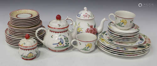 A collection of Villeroy & Boch 'Flora Bella' and 'Jardin D'Alsace Fleur' teaware, including cups