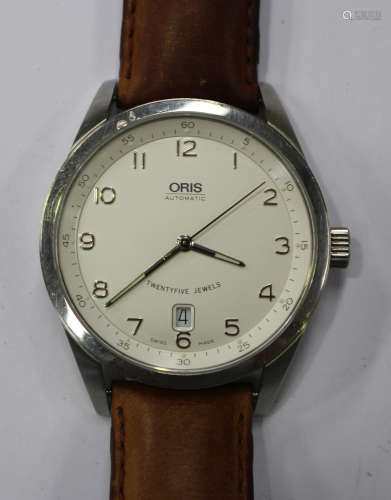 An Oris Automatic steel cased gentleman's wristwatch, the signed silvered dial with silvered