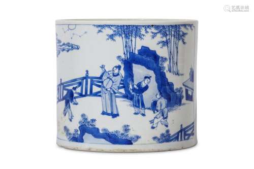 A CHINESE BLUE AND WHITE BRUSH POT, BITONG. Kangxi. Of cylindrical form, the slightly tapering body finely painted with two panels, enclosing figurative garden scenes, six character Chenghua mark to base, 16cm H, 18cm diameter. 清康熙