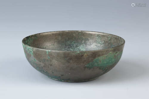 A CHINESE BRONZE BOWL
