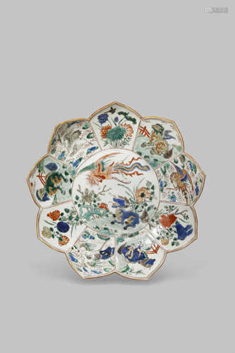 A CHINESE FAMILLE VERTE LOTUS-SHAPED DISH