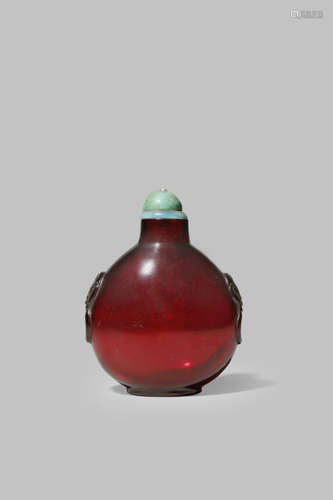 A CHINESE RED GLASS SNUFF BOTTLE