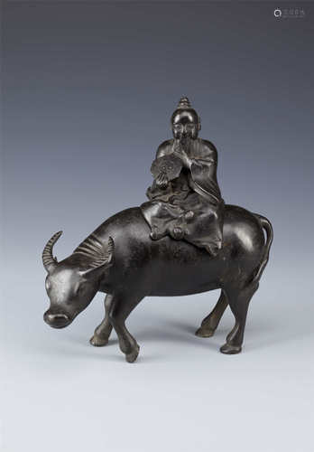 A CHINESE BRONZE INCENSE BURNER AND COVER