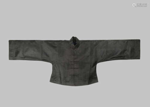 A CHINESE DARK BLUE SILK SURCOAT