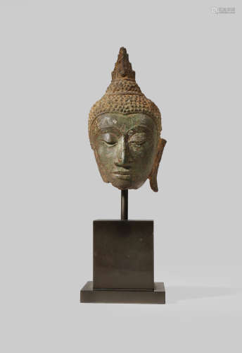A BURMESE BRONZE HEAD OF BUDDHA