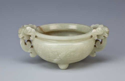A CHINESE CELADON JADE ARCHAISTIC INCENSE BURNER