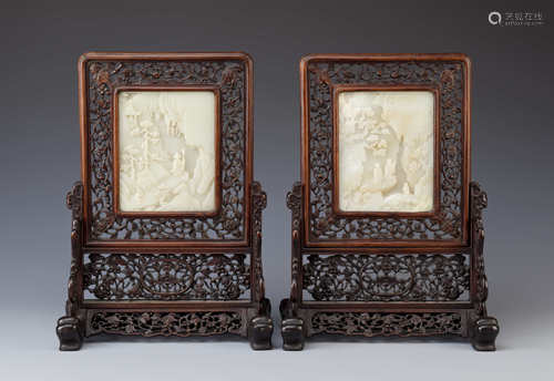 A PAIR OF CHINESE PALE CELADON JADE AND HARDWOOD TABLE SCREENS