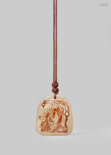 A CHINESE AGATE PENDANT