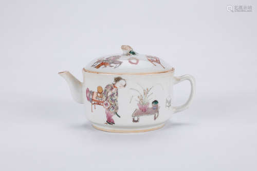 Chinese famille rose porcelain teapot, Tongzhi mark.