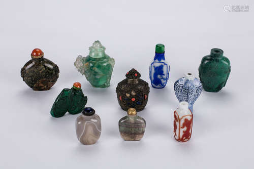 Ten Chinese snuff bottles.