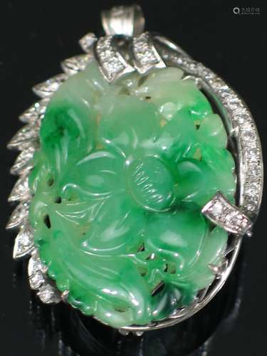 14K Gold Natural Jadeite Pendant with Diamond