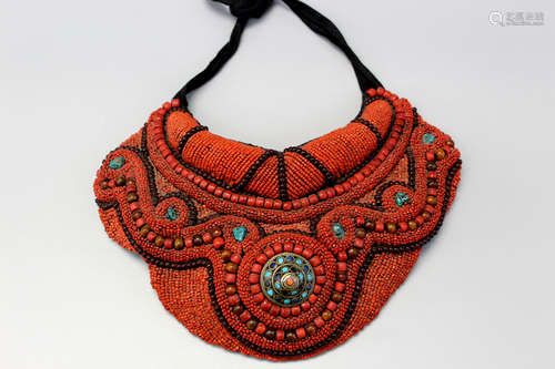 Big Tibetan necklace.