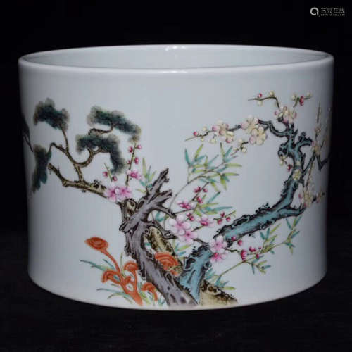 17-19TH CENTURY, A FLORAL PATTERN FAMILLE BRUSH HOLDER, QING DYNASTY