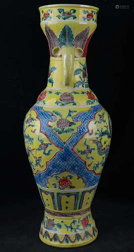 A DRAGON PATTERN FAHUA COLOURED DOUBLE-EAR VASE