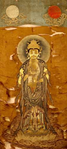 A RARE EMBROIDERED HANGING OF GUANYIN. Edo period.