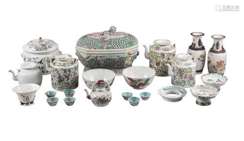 A collection of Chinese porcelain