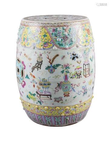 A Chinese porcelain barrel-form garden seat